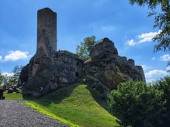 hrad Frýdštejn