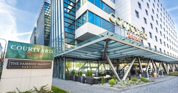 4* Courtyard Marriott Prague: snídaně, děti zdarma