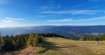 Apartmán v Harrachově s láhví vína a půjčením kol