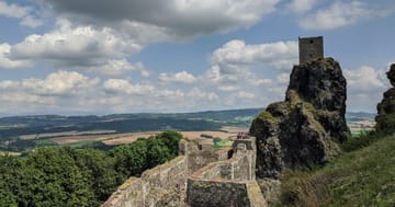 Hrad Trosky a jeho tajemné ruiny