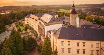 Snový Chateau Zbiroh: zámecká večeře i wellness