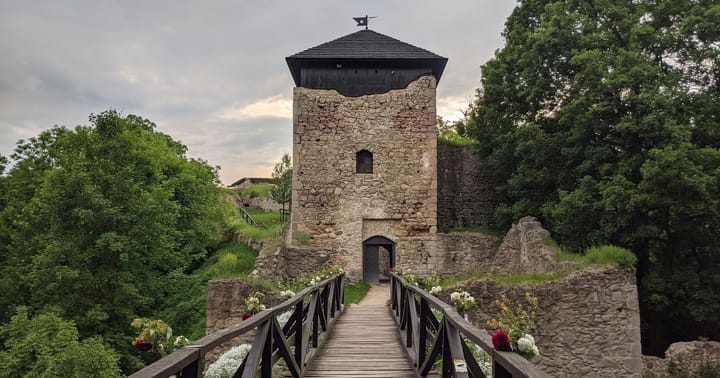 Zřícenina hradu Lukov