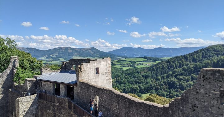 Výhled z hradu Hukvaldy