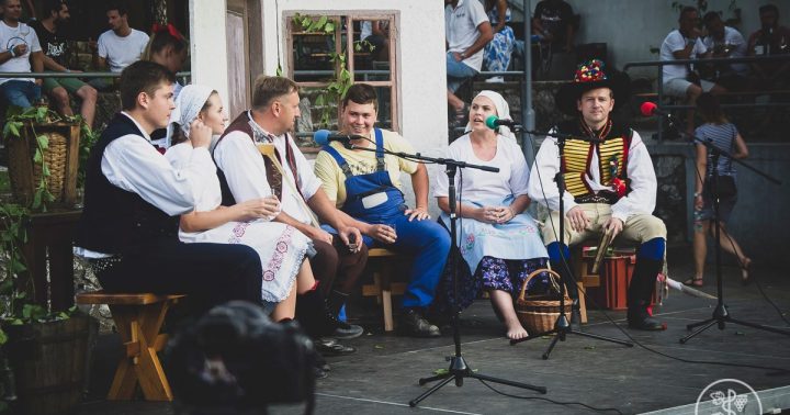 Letní festival vína Němčičky - zarážení hory