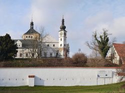 Pardubice, zámek