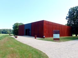 Muzeum slovanského hradiště, Valy u Mikulčic