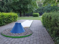 Minigolf ONE - Venkovní minigolf Brno