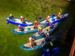 Půjčovna lodí a paddleboardů