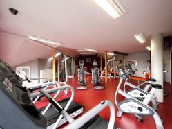 Fitness S-centrum - vstup do kardio posilovny