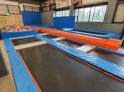 Jump Family Plzeň - skákání na trampolíně pro děti i dospělé