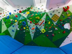 Lokal Blok - bouldering na lezecké stěně