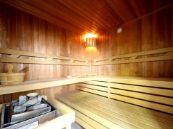 Wellness v S-centru - finská i parní sauna včetně vířivky