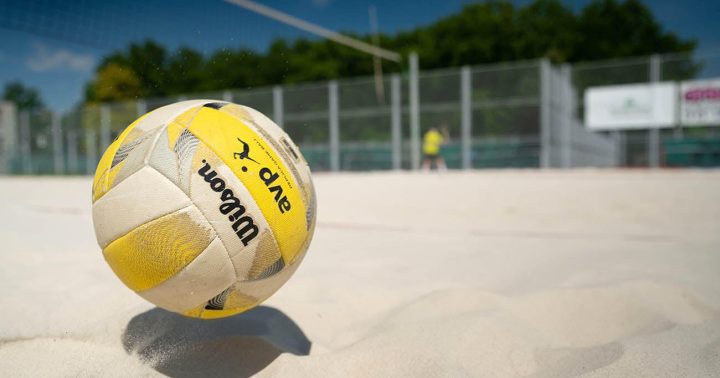 Beach volejbal - venkovní hřiště ve sportovním centru Hector