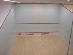 Squash v centru Arbes - 2 kurty od firmy Fiberesin