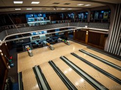 XBowling Praha Strašnice - 6 profesionálních drah s možností dětských mantinelů