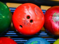 Bowling ve Sport centru Ostrava - 2 dráhy až pro 20 hráčů