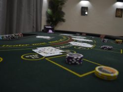 Úniková hra - Loupež v casinu