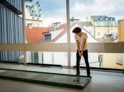 MinigolfPark Maniny Praha - krytý minigolf světových parametrů