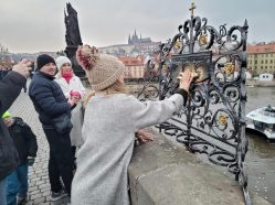 Venkovní hra Praha - Karlův most