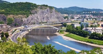 Venkovní úniková hra – Objevte Ústí nad Labem zlatý hřeb dobrodružství