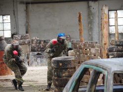 Paintball v aréně Ostrov - adrenalinová hra s kompletním servisem