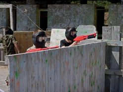 Paintball v TwoTowers Vrané nad Vltavou- jedinečná hra v prostorách bývalých papíren