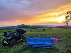 Zapůjčení čtyřkolky pro 2 osoby Segway AT6 L - Kostomlaty pod Milešovkou