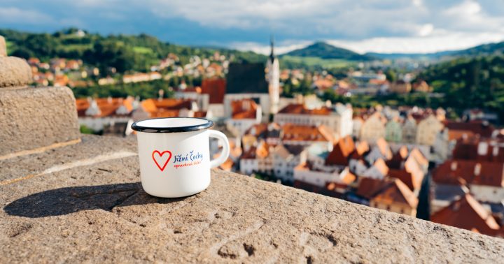 Jižní Čechy lákají nejvíc našich turistů.